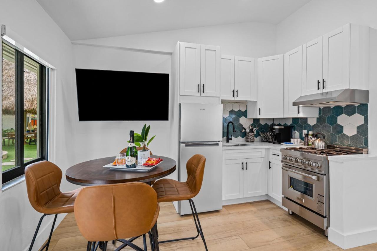 Вилла The Freedom House • Urban Oasis • Eclectic Retreat Форт-Лодердейл Экстерьер фото