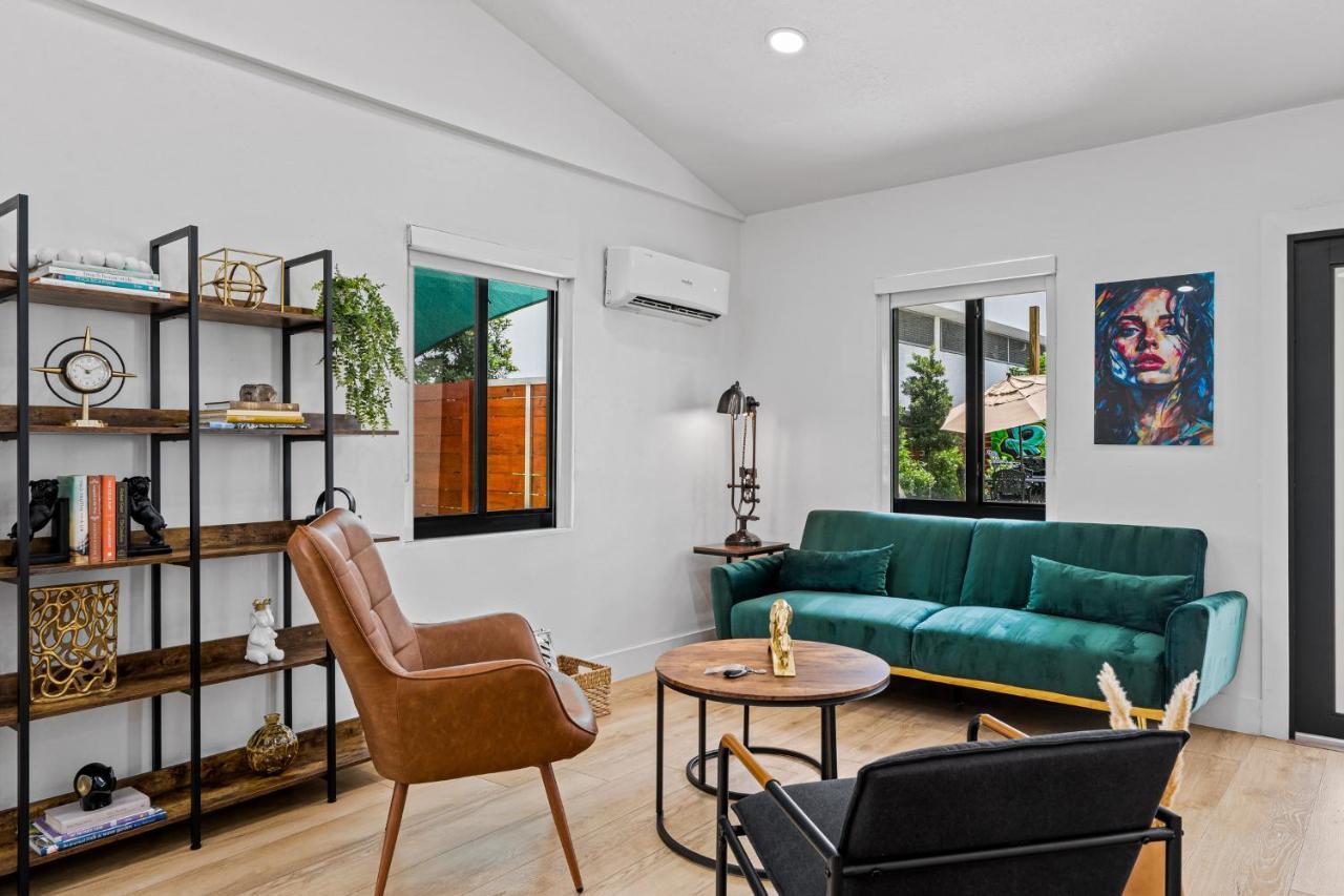 Вилла The Freedom House • Urban Oasis • Eclectic Retreat Форт-Лодердейл Экстерьер фото
