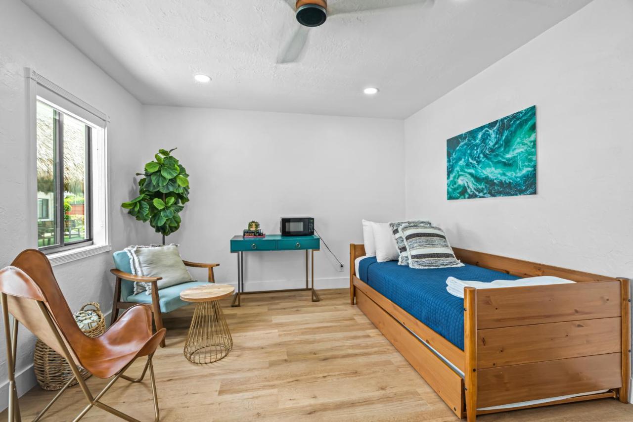 Вилла The Freedom House • Urban Oasis • Eclectic Retreat Форт-Лодердейл Экстерьер фото